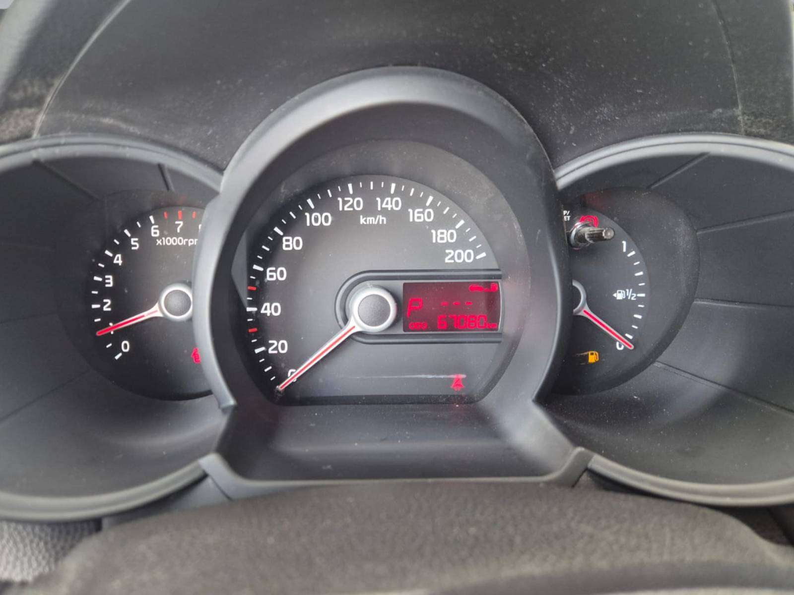 Kia Picanto 1.2i Easy Automatique / Climatisation / Capteurs de Recul / Garantie 12 Mois