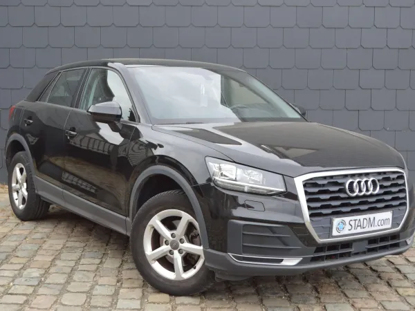 Audi Q2 Q2 30 TFSI Design 1HAND CARNET CARPASS PDC NAVI MEDIA