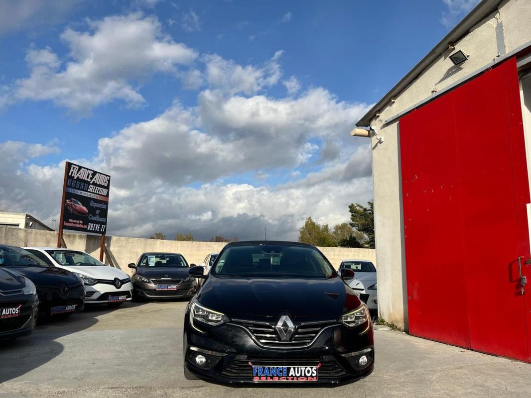 Renault Megane IV 1.5 BLUE DCI 116 CH BOITE AUTOMATIQUE - ENTIÈREMENT RÉVISÉE ET GARANTIE 12 MOIS