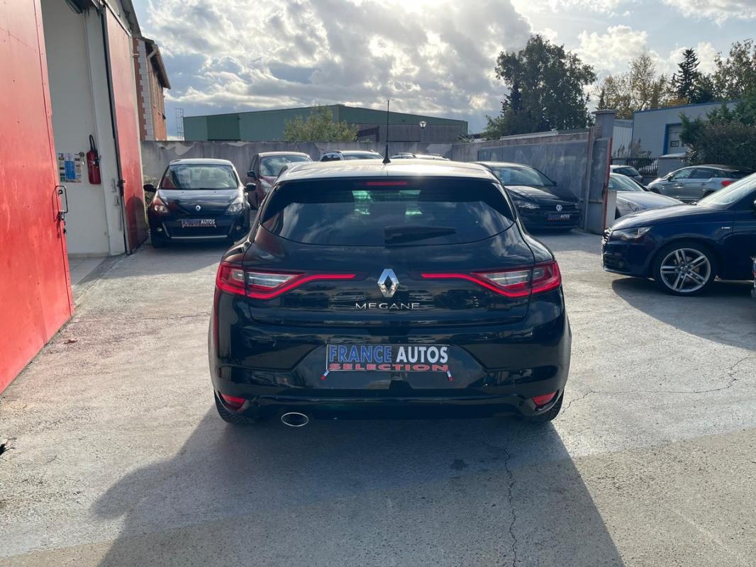 Renault Megane IV 1.5 BLUE DCI 116 CH BOITE AUTOMATIQUE - ENTIÈREMENT RÉVISÉE ET GARANTIE 12 MOIS