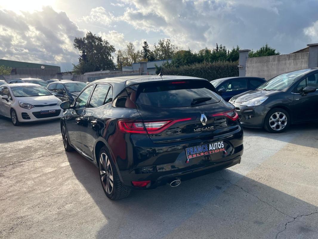 Renault Megane IV 1.5 BLUE DCI 116 CH BOITE AUTOMATIQUE - ENTIÈREMENT RÉVISÉE ET GARANTIE 12 MOIS