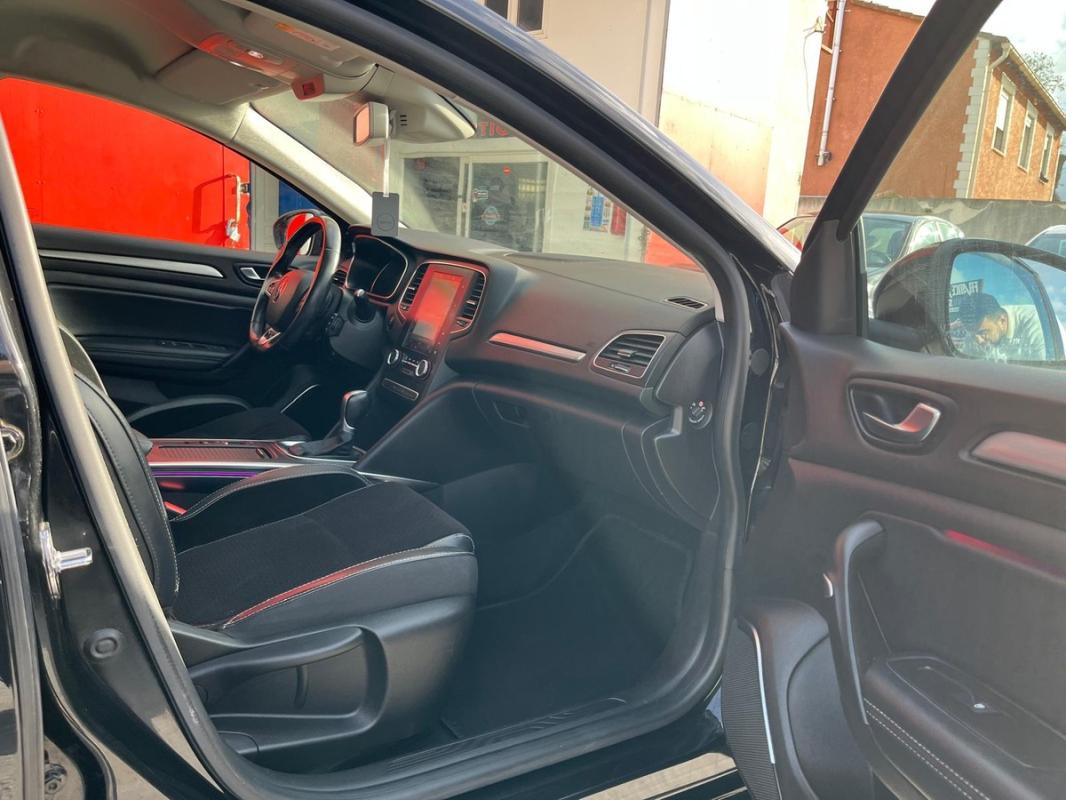 Renault Megane IV 1.5 BLUE DCI 116 CH BOITE AUTOMATIQUE - ENTIÈREMENT RÉVISÉE ET GARANTIE 12 MOIS