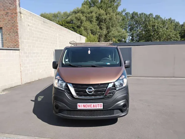 Nissan NV300 1.6 dCi L1H1  (6 ZITPLAATSEN) TREKHAAK AIRCO  CRUISE BLUET