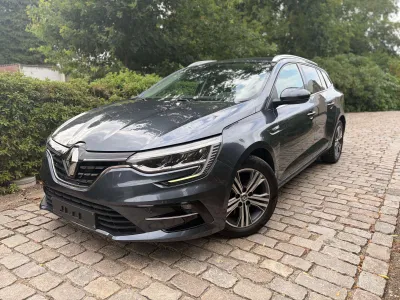 Renault Megane SW 1.5 Blue dCi Limited ### 62000 km ###