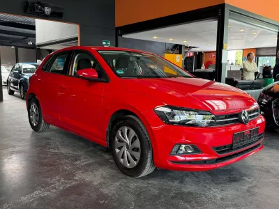 Volkswagen Polo Polo 1.0 TSI Life OPF DSG Life/12 mois de garantie/pneu hiver avec nouvelles jantes