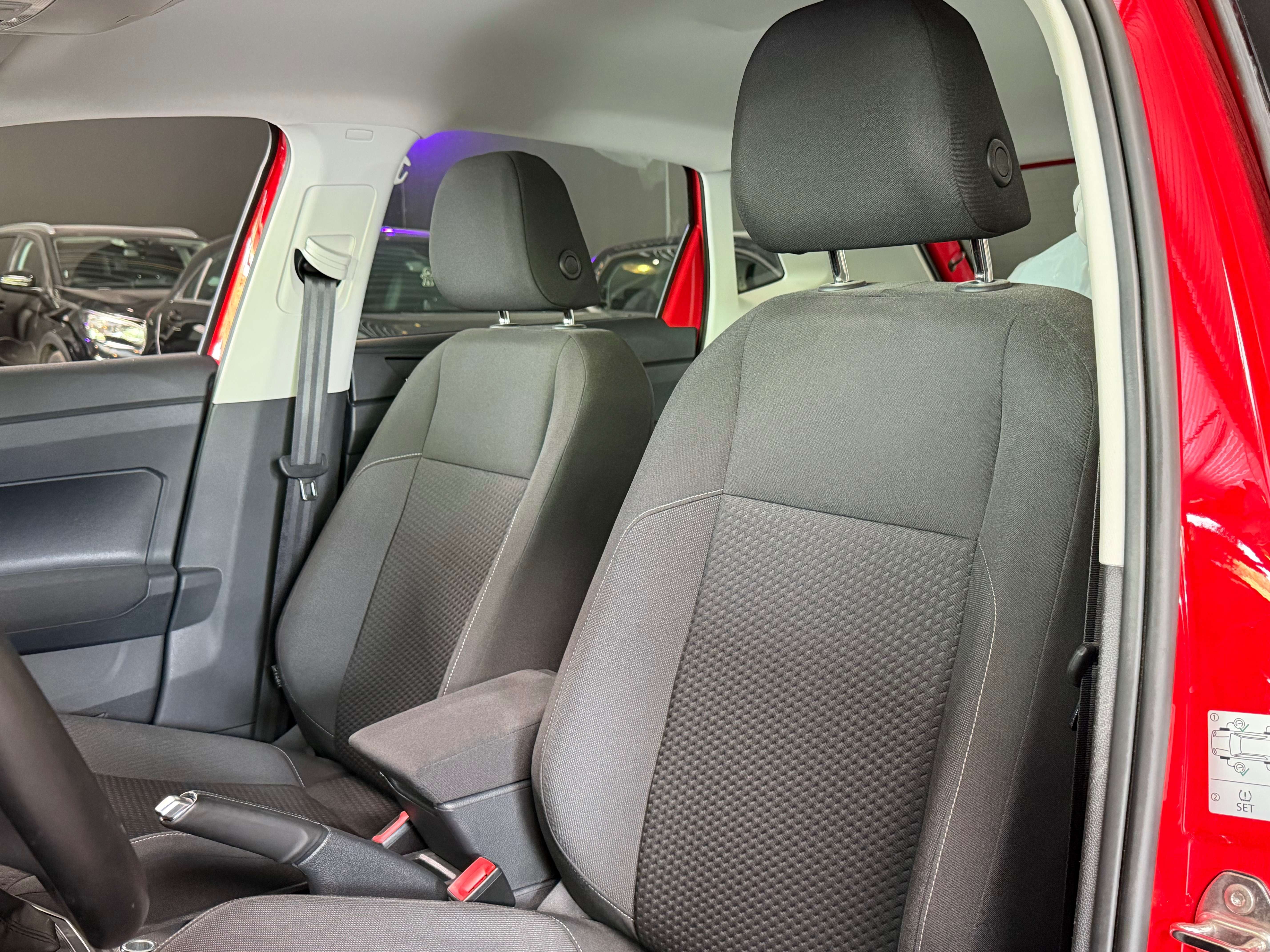 Volkswagen Polo Polo 1.0 TSI Life OPF DSG Life/12 mois de garantie/pneu hiver avec nouvelles jantes