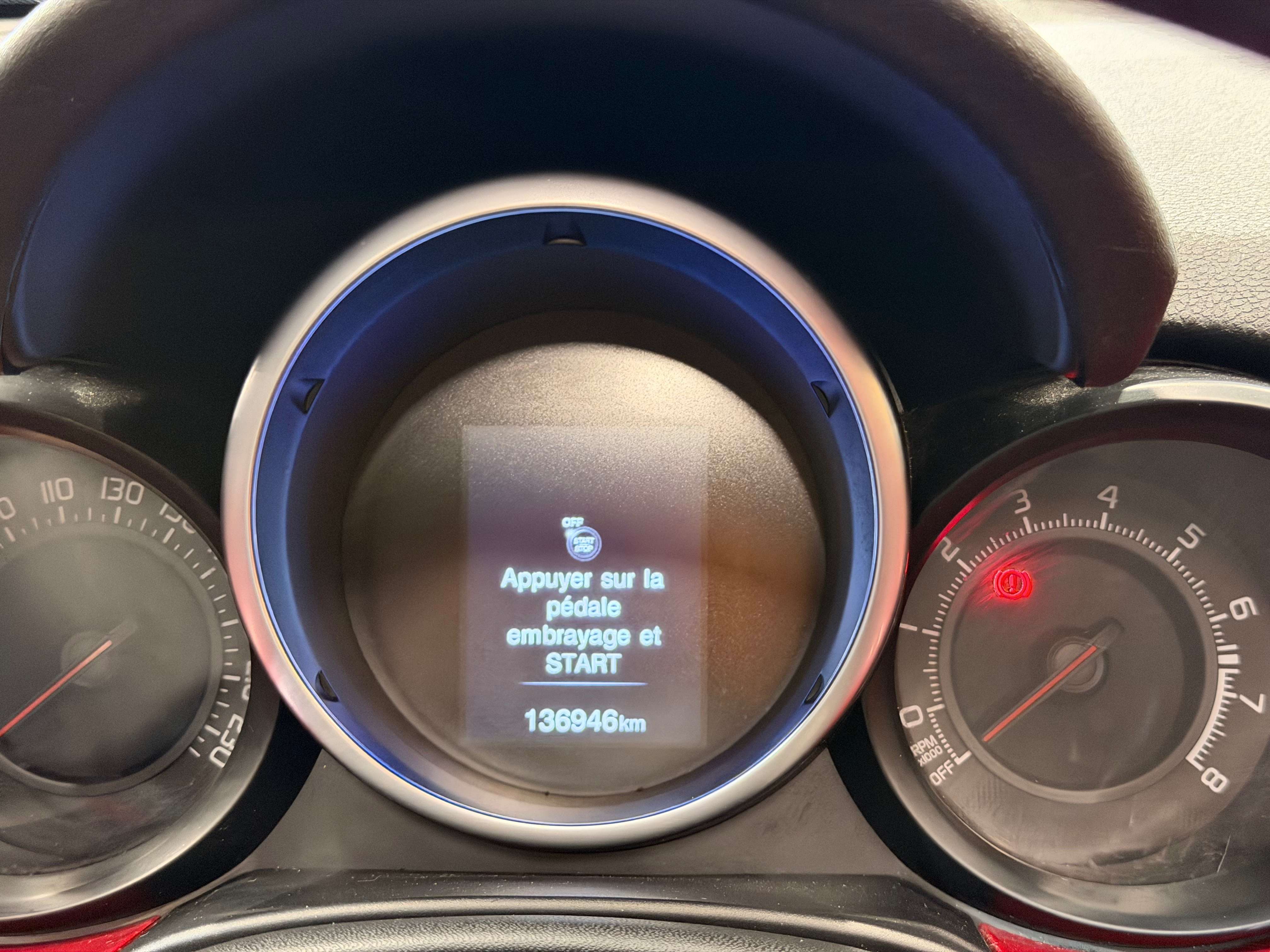 Fiat 500X 1.6I E-TORQ ROSSO AMORE ** GARANTIE 12 MOIS **