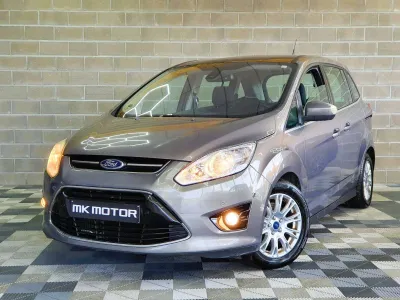 Ford Grand C-Max 🟢1.6 DIESEL 95CV - 1ER MAIN - FULL CARNET - TOIT PANO OUVRANT