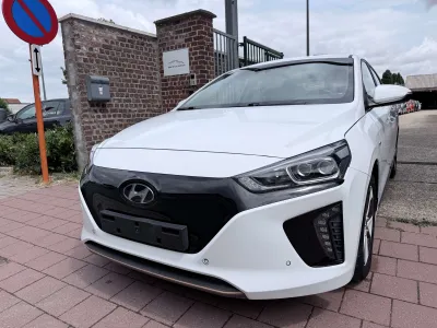 Hyundai IONIQ 28 kWh EDITION EXECUTIVE | Apple CarPlay | Camera | Cruise | Leder