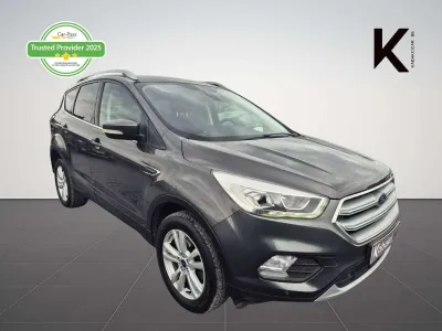 Ford Kuga 1.5 EcoBoost FWD / Navigation / Full Capteurs de stationnement / Garantie 12 Mois