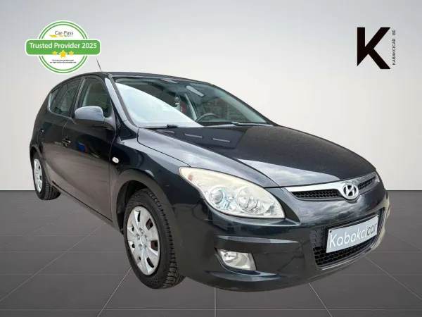 Hyundai i30 1.6i 16v Lounge / Boite Automatique / USB - MP3 / Garantie 12 Mois