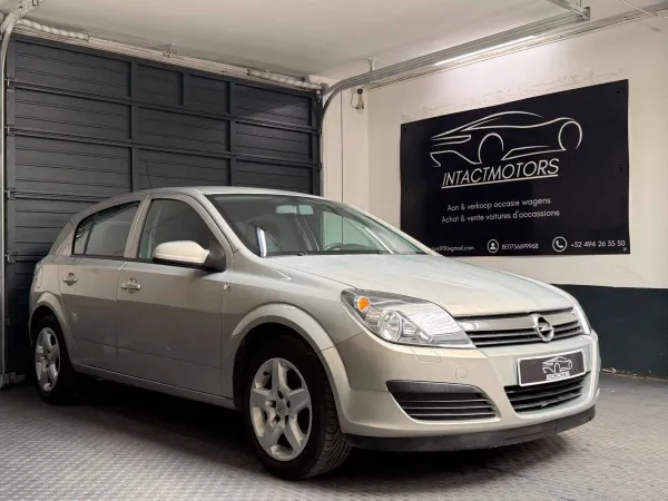 Opel Astra 1.4i Enjoy 87.000 KM Airco