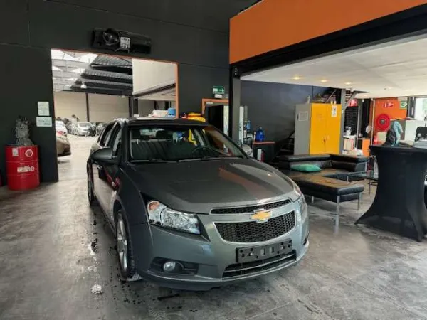Chevrolet Cruze 1.8i - AUTOMATIQUE - A/C - RADIO CD/USB/AUX