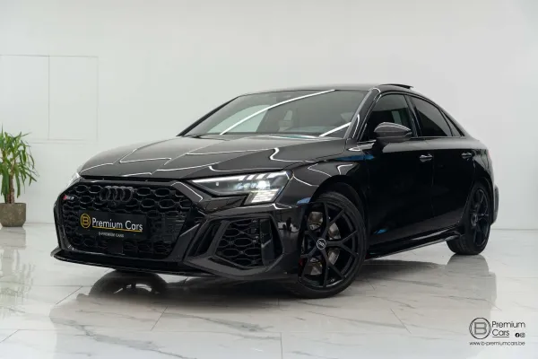 Audi RS3 Quattro Facelift! B&O, open dak! Sfeer! Garantie!