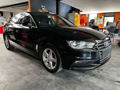 Audi A3 A3 Sportback automatique 1.8 TFSI Ambition S line / 12 MOIS DE GARANTIE