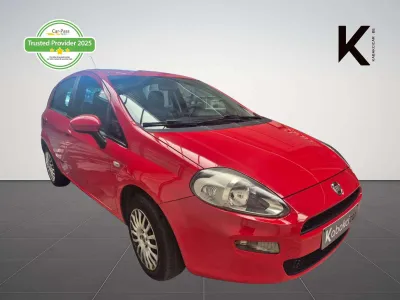 Fiat Punto 1.4i Boîte Automatique / Climatisation / Capteurs de Recul / USB - MP3 / Garantie 12 Mois