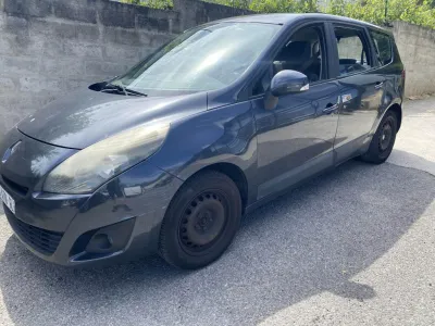 Renault Scenic Grand 1.4 TCe 130 Euro 5 III MONOSPACE Dynamique PHASE 1
