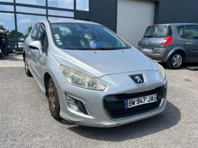 Peugeot 308 1.6 HDi FAP - 92 BERLINE Active PHASE 2