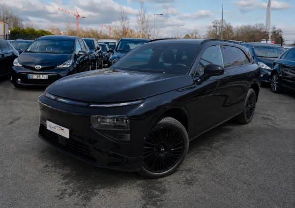 Xpeng G9 BLACK EDITION 93.1 KWH 575ch PERFORMANCE