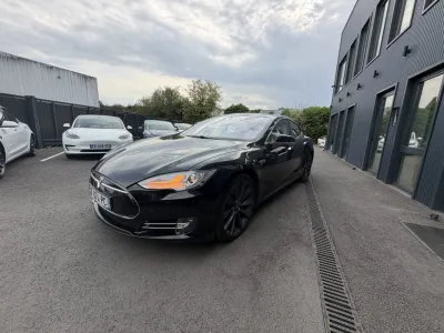 Tesla Model S 85