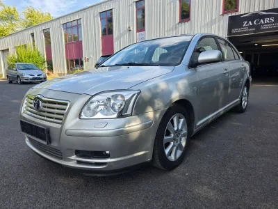 Toyota Avensis 1.8i VVT-i 16v Linea Sol