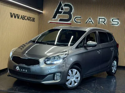 Kia Carens 1.7CRDI  ** CARNET **