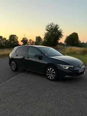 Volkswagen Golf 8 2021