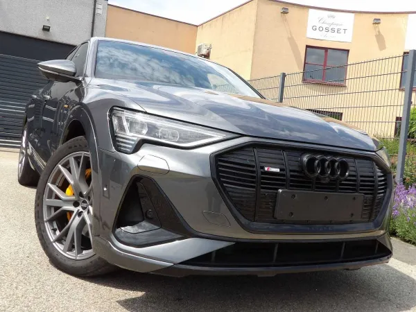 Audi Q8 e-tron 55 Quattro   S- Line