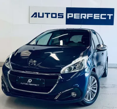 Peugeot 208 1.2i Style JA16' NAVI CRUISE PDC BLUETOOTH CLIM