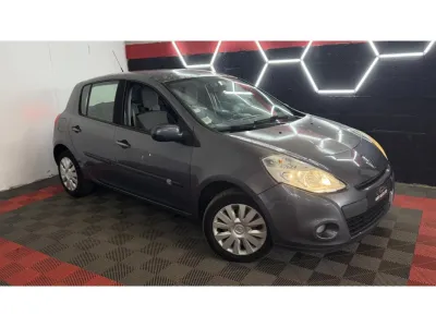 Renault Clio 3 phase 2 1.5 dCi - 70 BERLINE PACK CLIM