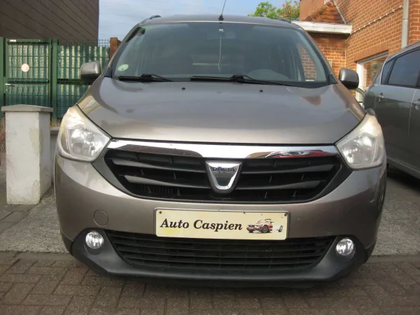 Dacia Lodgy 1.5 dCi 7places GPS Clim distribution change ct ok