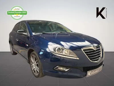 Lancia Delta 1.6 MultiJet / Navigation / Full capteurs de stationnement / Garantie 12 mois