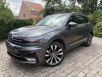 Volkswagen Tiguan 2.0 TDi 4Motion Highline R-Line ### 174000 km ###