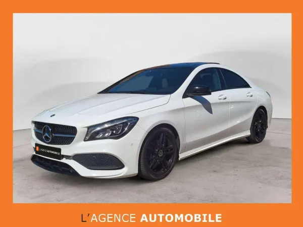 Mercedes-Benz CLA 180 Pack AMG / Pano / Camera / Garantie 12 à 36 Mois