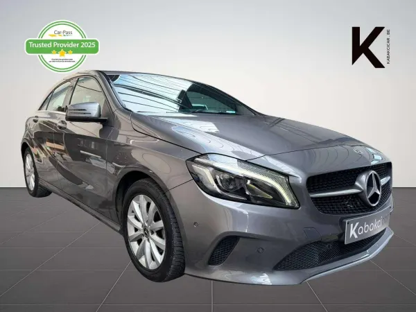 Mercedes-Benz A 180 1.5 dCi / Navigation / Camera + Full Capteurs / Climatisation / Garantie 12 Mois