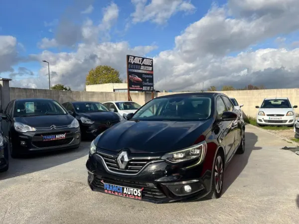 Renault Megane IV 1.5L BLUE DCI 116 CH BOITE AUTOMATIQUE - RÉVISÉE ET GARANTIE 12 MOIS
