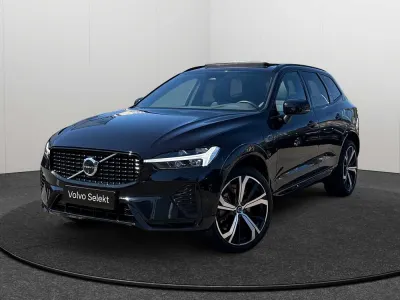 Volvo XC60 XC60 Plus, T8 AWD Plug-in Hybrid, Elektrisch/Benzin, Dark