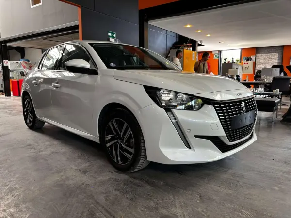 Peugeot 208 208 1.2i / Automatique / 12 MOIS DE GARANTIE