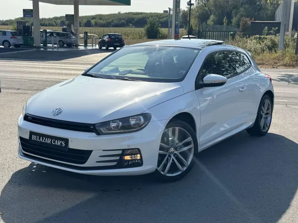 Volkswagen Scirocco Scirocco 1.4 TSI R-Line*TOIT PANO*PDC*SPORT*CARNET