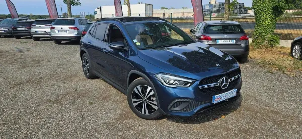 Mercedes-Benz Gla 2.0 200 D 150 BUSINESS LINE 8G-DCT BVA