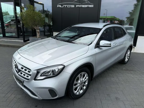 Mercedes-Benz GLA 180 I Benzine Luxury line Camera Gps 76000km