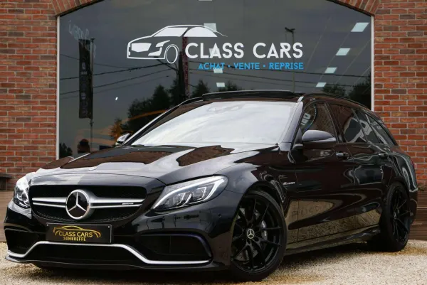 Mercedes-Benz C 63 AMG V8 4.0 476ch / AUTO 7 RAPPORTS / NAVI / TOIT PANO / MULTIBEAM LED / DISTRONIC / CARNET ENTRETIEN MERCEDES COMPLET
