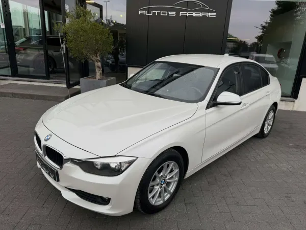 BMW 318 d Luxery line GPS Cuir Clim