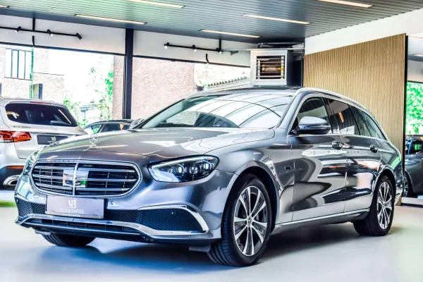Mercedes-Benz E 300 de PHEV Exclusive 08/2020
