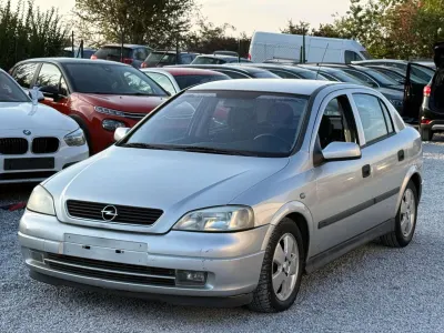 Opel Astra 1.6i XE 16v Business -essence