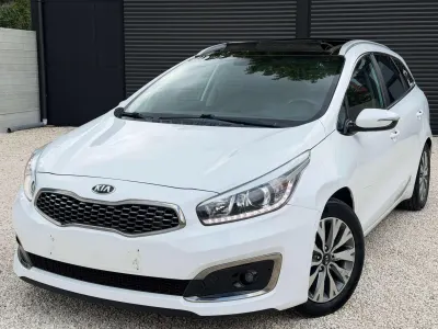 Kia Ceed SW / cee'd SW Cee'd SW 1.6 CRDi ° TOIT PANO ° NAVI ° CLIM ° JANTES ° EURO 6B