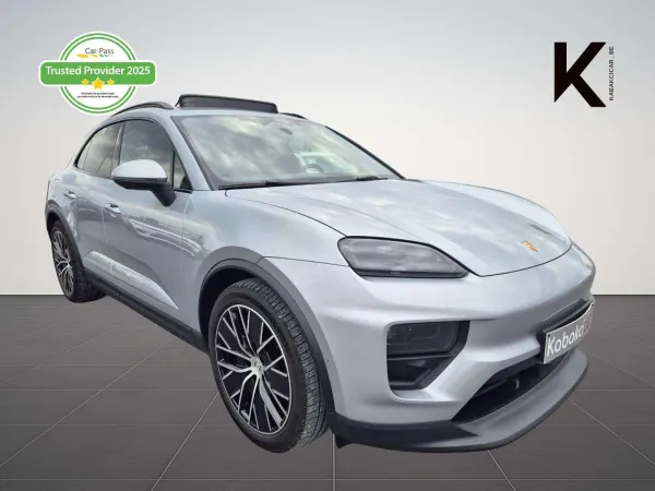 Porsche Macan e-Macan 100 Kw/h / Full Options / Garantie 12 Mois