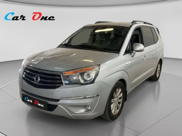 Ssangyong Rodius 200 e-XDi 155cv 2WD