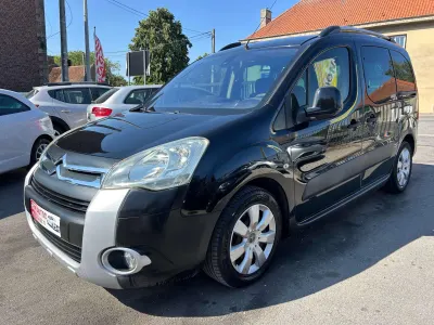 Citroen Berlingo XTR 1.6 HDi *** CLIM AUTO/CAPTEURS/ATTELAGE ***