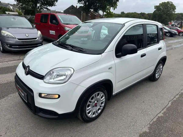 Fiat Panda Panda 1.0i MHEV Clim Auto Carplay Carnet Garantie 12 Mois